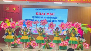 THAM GIA BIỂU DIỄN VĂN NGHỆ CHÀO MỪNG HỘI THI GIÁO VIÊN DẠY GIỎI CẤP PHƯỜNG NĂM HỌC 2025 – 2026
