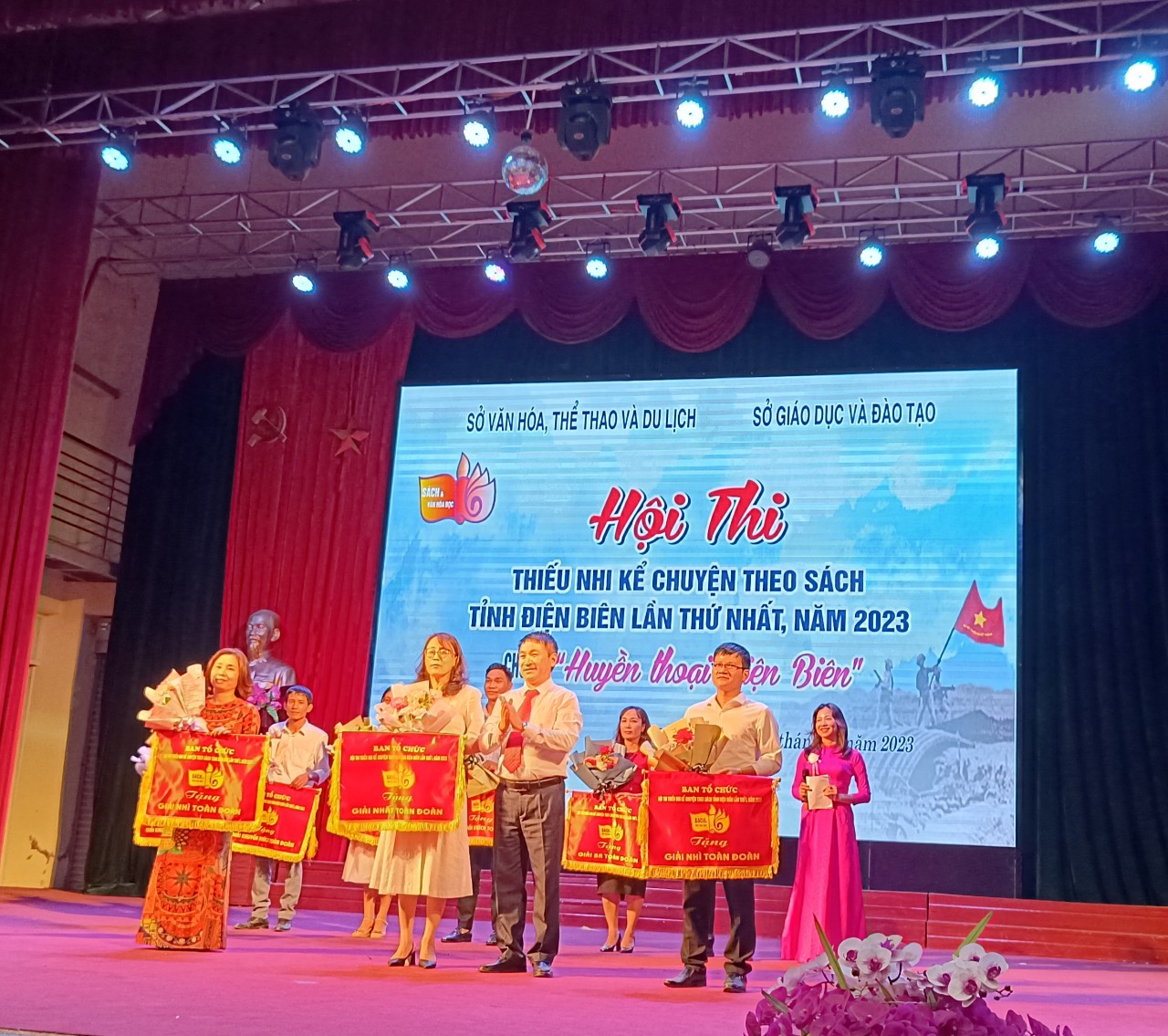 Hội thi kể chuyện theo sách tỉnh Điện Biên lần thứ nhất năm 2023